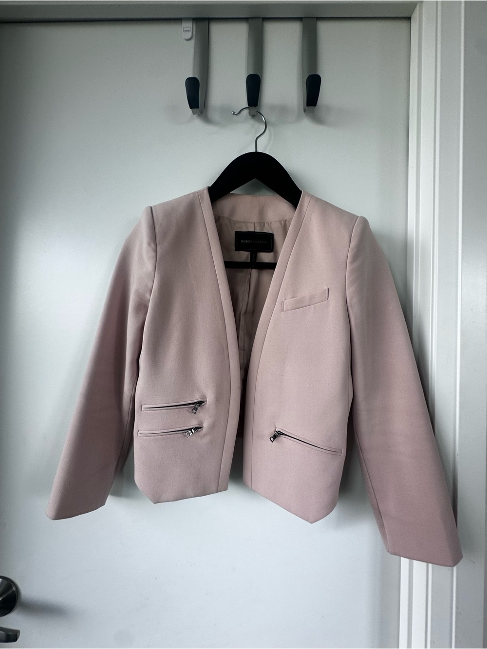 BCBGMAXAZRIA Cropped Blush Pink Women Blazer